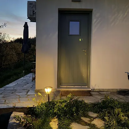 Admonis - In The Olive Grove Appartement