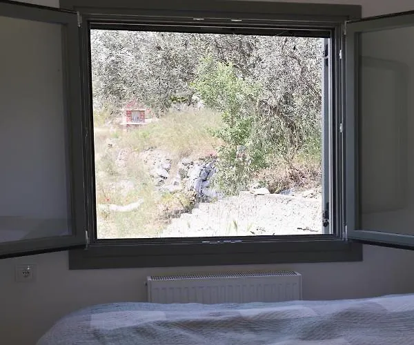 Admonis - In The Olive Grove Apartment *